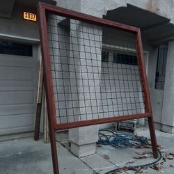 Handmade 6x5 Ft Redwood Trellis – Custom Built