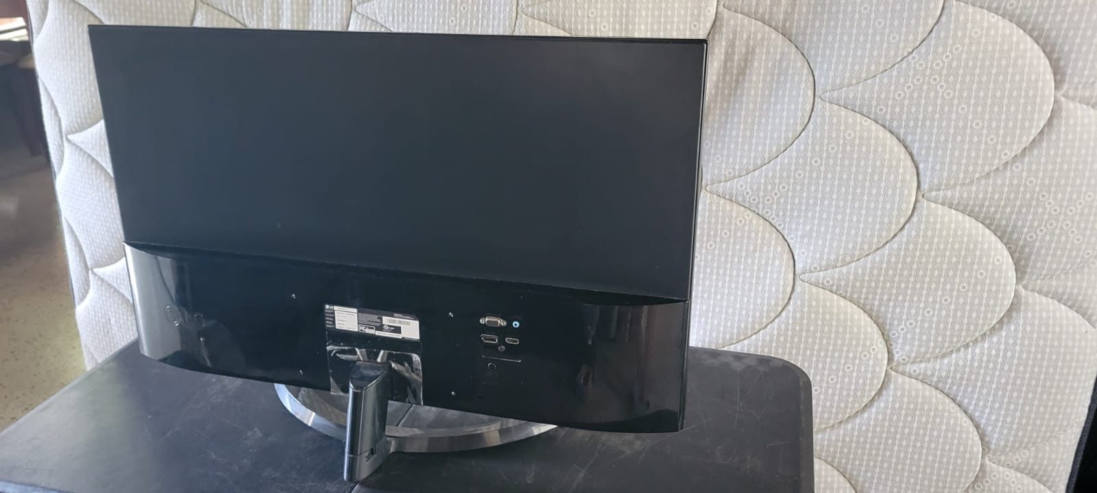LG 32MA70HY 32” Monitor