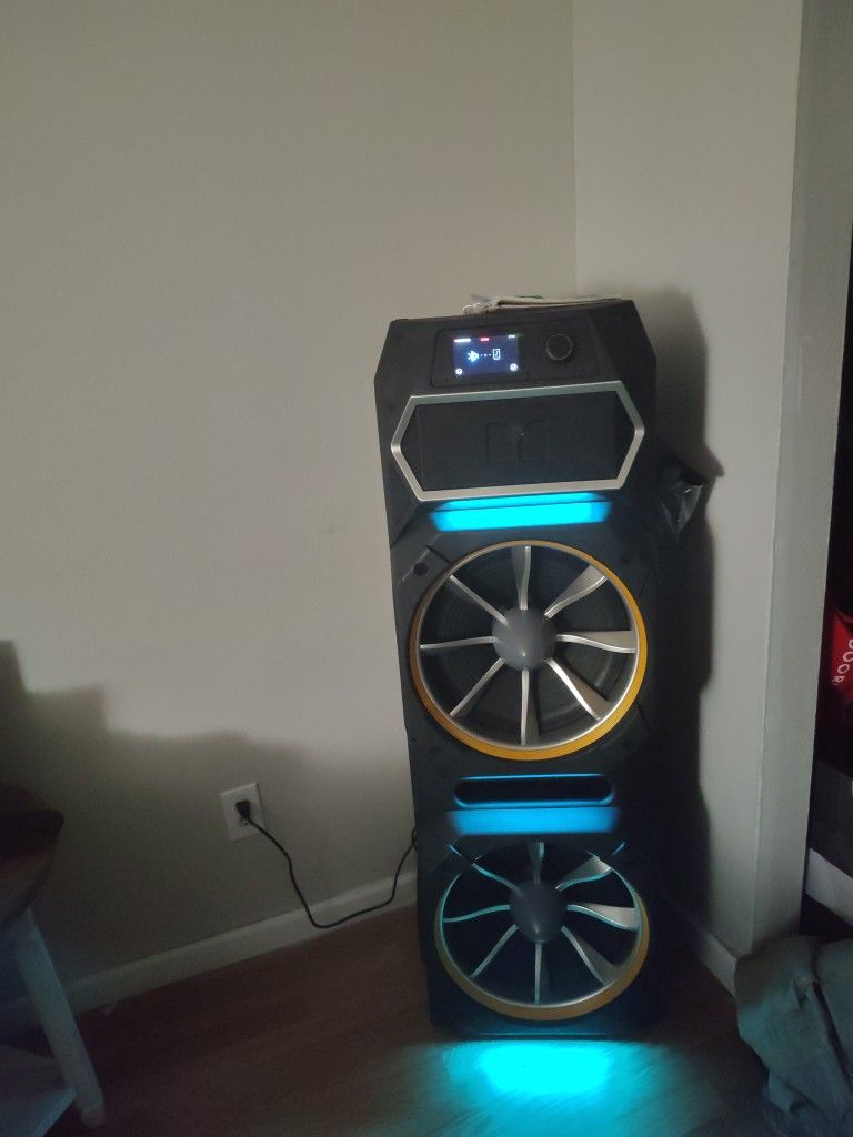 15 In Speaker Bluetooth