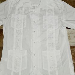 Mens White Gauyabera/Mexican Wedding Shirt