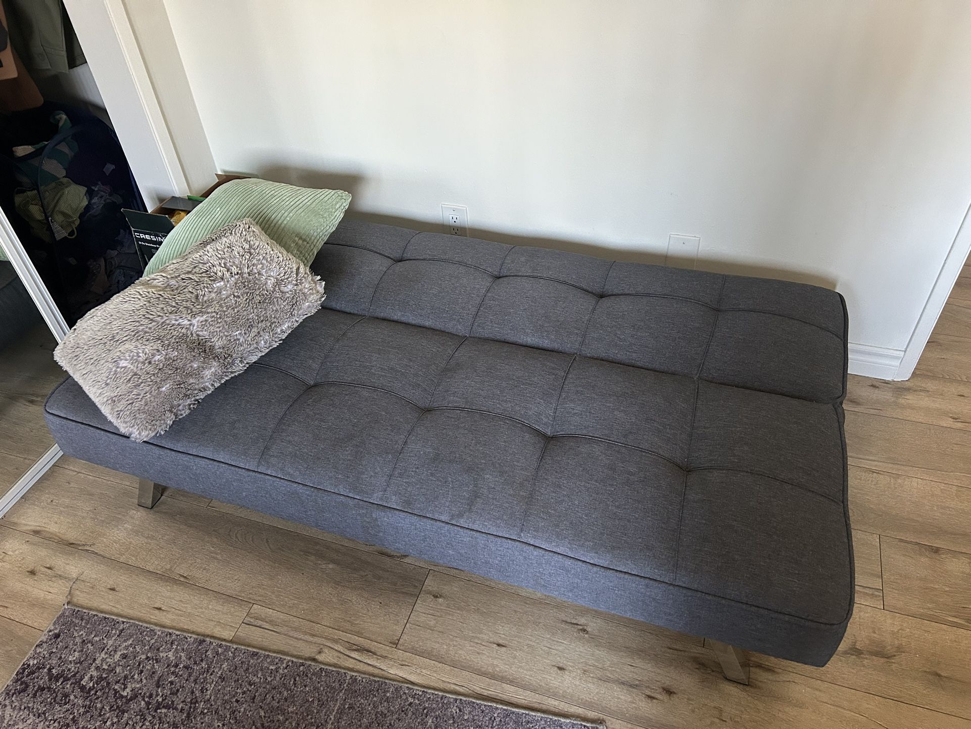 Gray Futon
