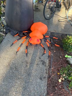 Halloween Inflatable Spider Yard Decoration