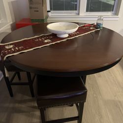 Haverty’s Extra Large Round Dining Table With Lazy Susan Built I.  