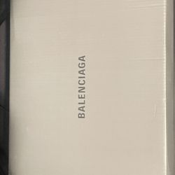 Balenciagia Shoes 