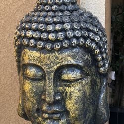 Peaceful Buddha Head For Outdoor Or Indoors. 