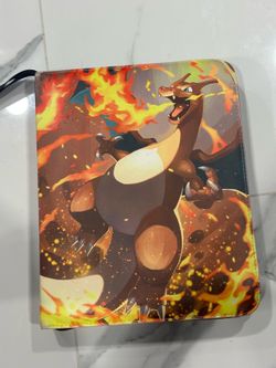 Binder with 700+ Pokémon's