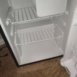 Mini Refrigerator With Freezer