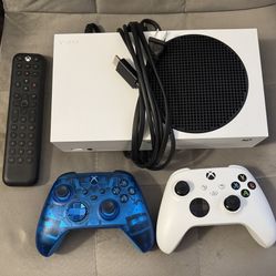 Xbox Series S and Accessories 