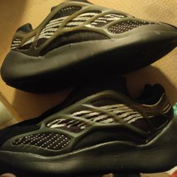 Adidas Yeezy 700 V3 Dark Glow Sneakers