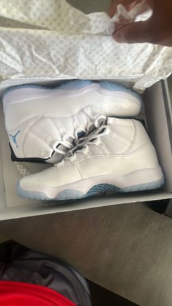 Jordan 11 Legend Blue