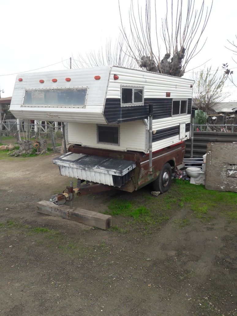Camper & trailer