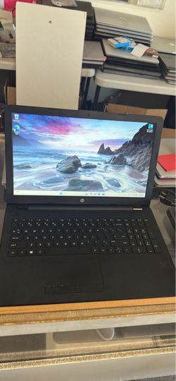 HP Laptop 15 inch touchscreen 16GB RAM 512GB SSD Core i5 Windows 11