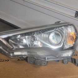 2016 Toyota 4 runner headlights