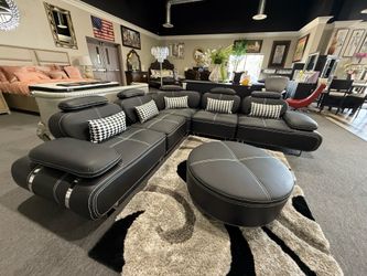 SECTIONAL WITH OTTOMAN