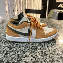 Air Jordan 1 Low ‘Light Curry’ 