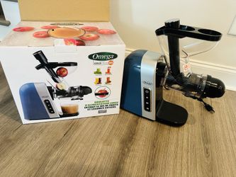 Omega Juicer 