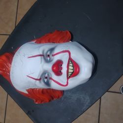 pennywise adult mask $25