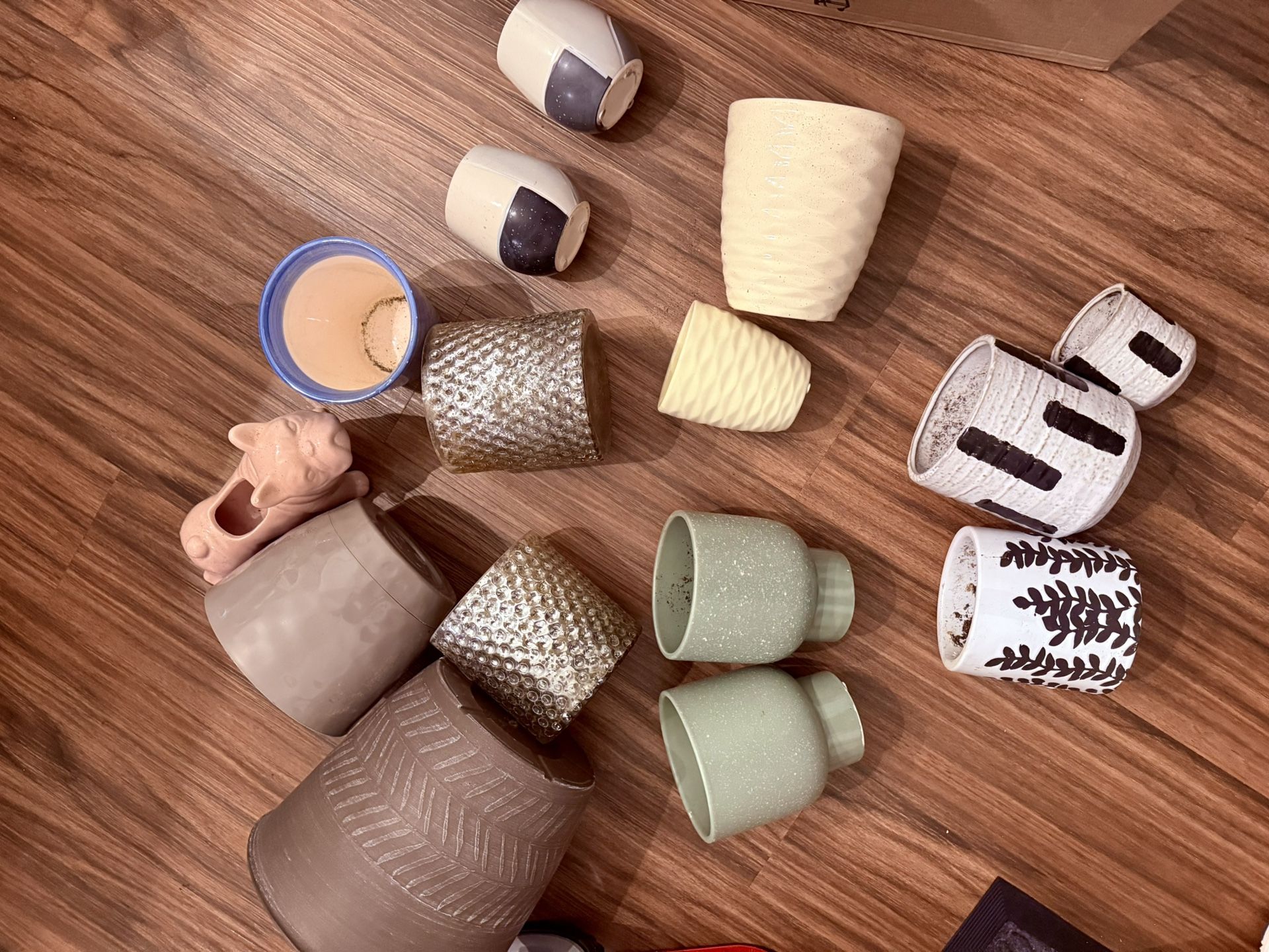 Plant Pot Bundle β Modern Ceramic And Glass Planters (13 pcs) β $23