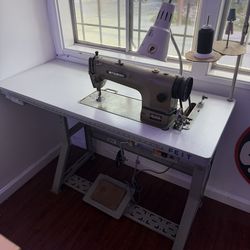 Title: Industrial Sewing Machine - Mitsubishi DB-130GM - Serviced by Fred Floyd
