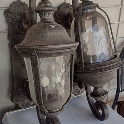Hanging lamps