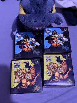 Hello Kitty  x Godzilla McDonald’s
