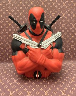 Deadpool coin bank missing lid