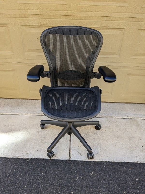 Herman Miller Aeron Office Chair Size B