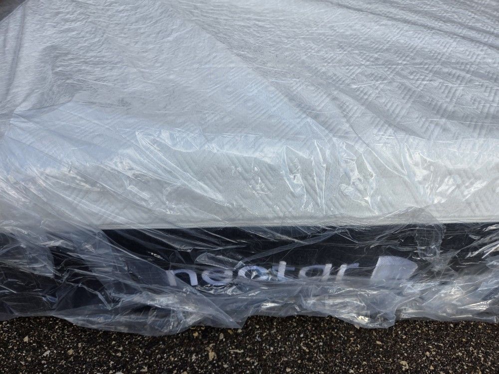 Twin Nectar Memory Foam Mattress - Like New