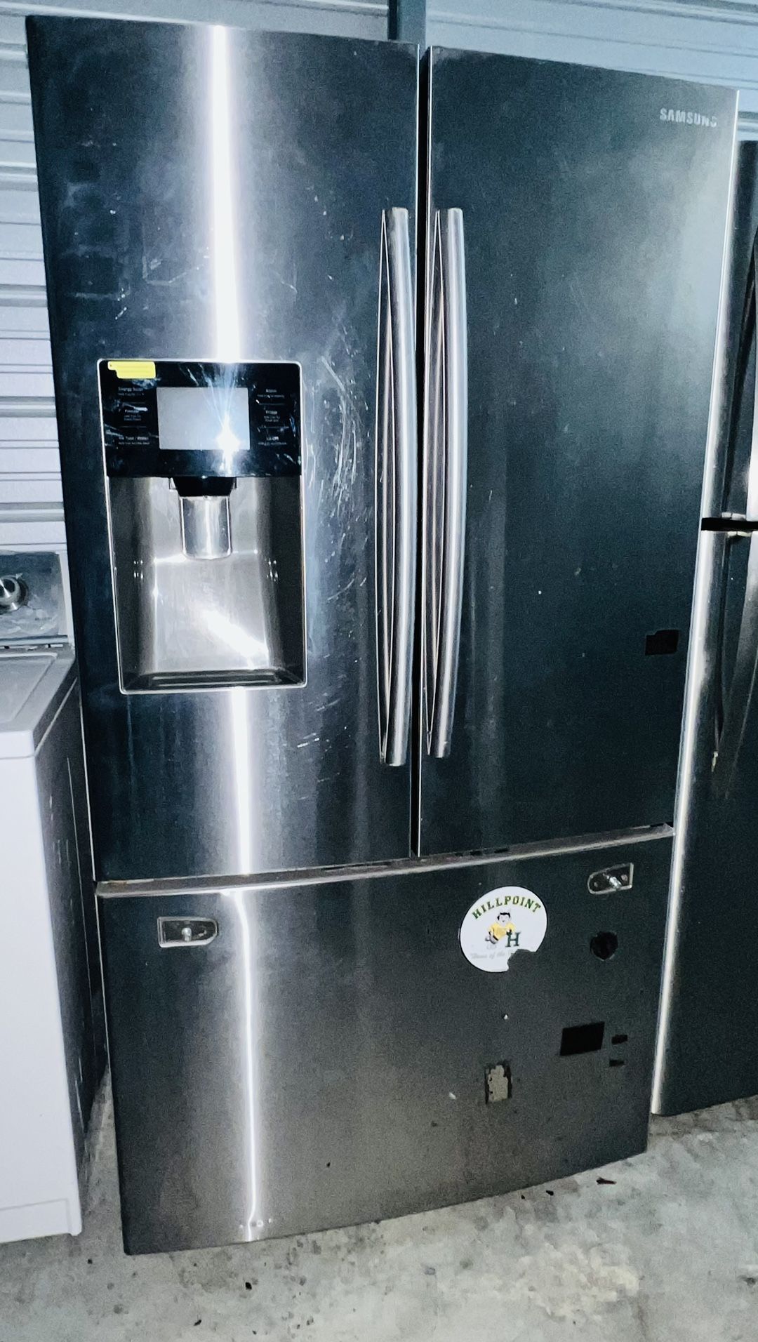 Very Nice Samsungrr Refrigerator Everything Work Good Only $550r