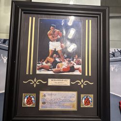 MUHAMMAD ALI SIGNED FRAMED PHOTO DISPLAY - ICONIC LISTON KO + REPLICA CHECK