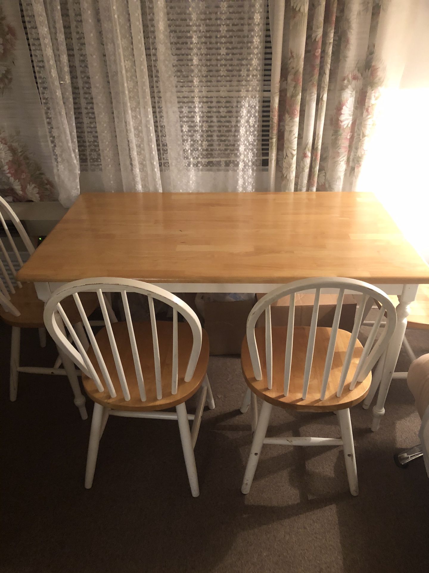 Dining room wooden set: table and 4 chairs