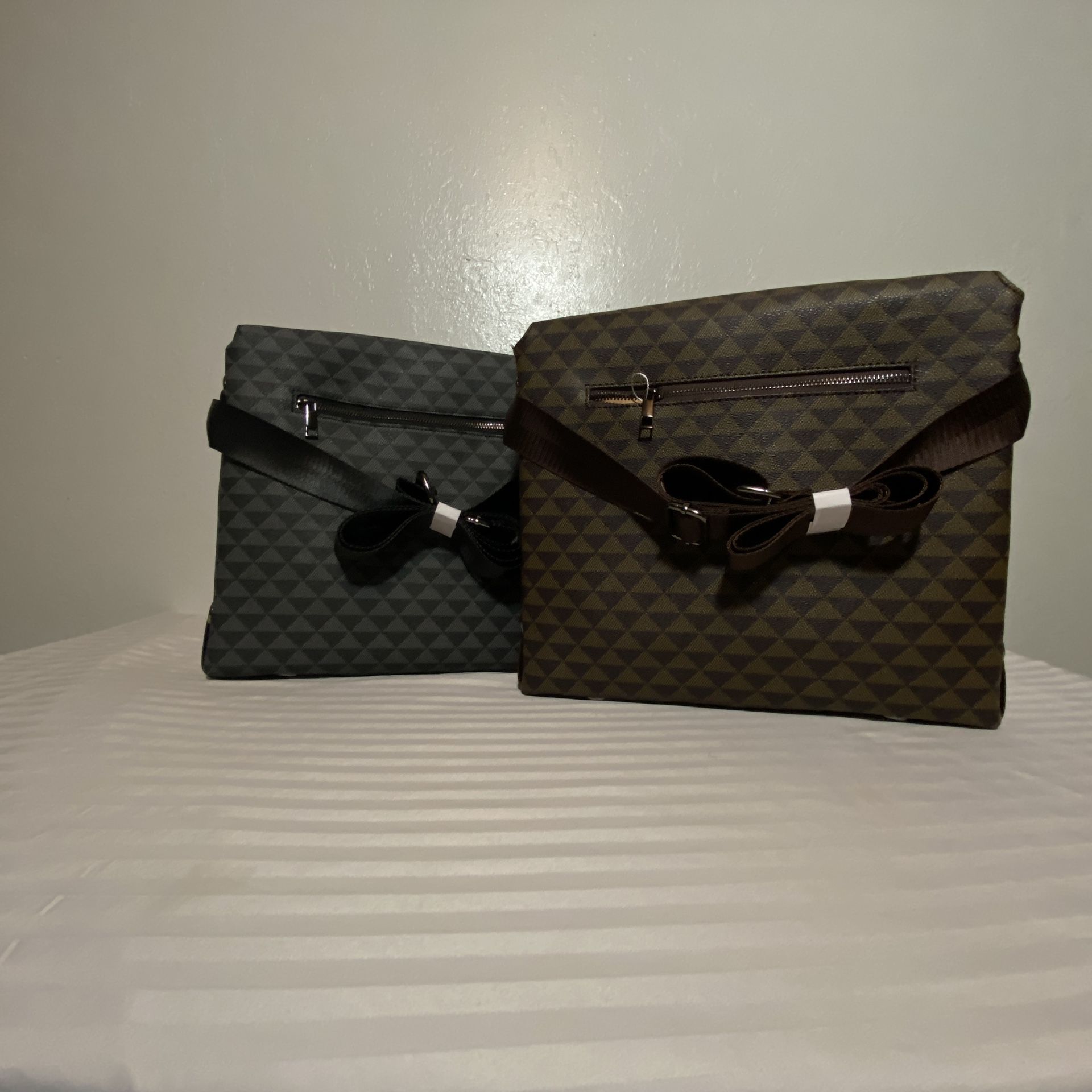 Men Chest Bag for Sale in Clayton, CA - OfferUp