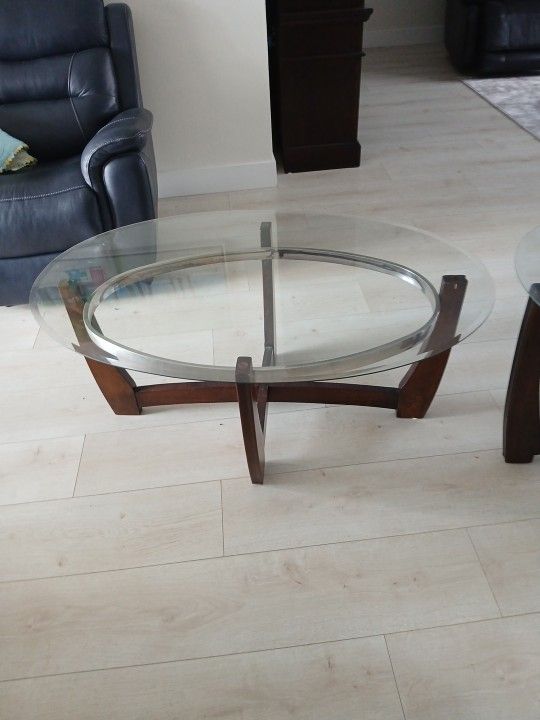 Coffee Table 2 End Tables