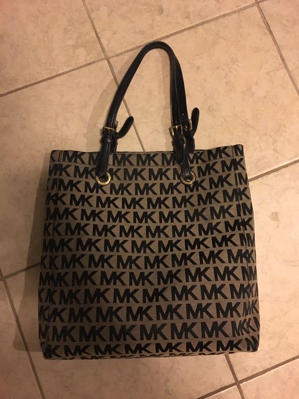 Michael Kors Tote
