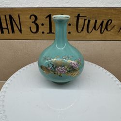 VINTAGE JAPAN  7.75"  GLOSSY GREEN-BLUE GOLD TRIM VASE 