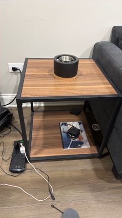 End table