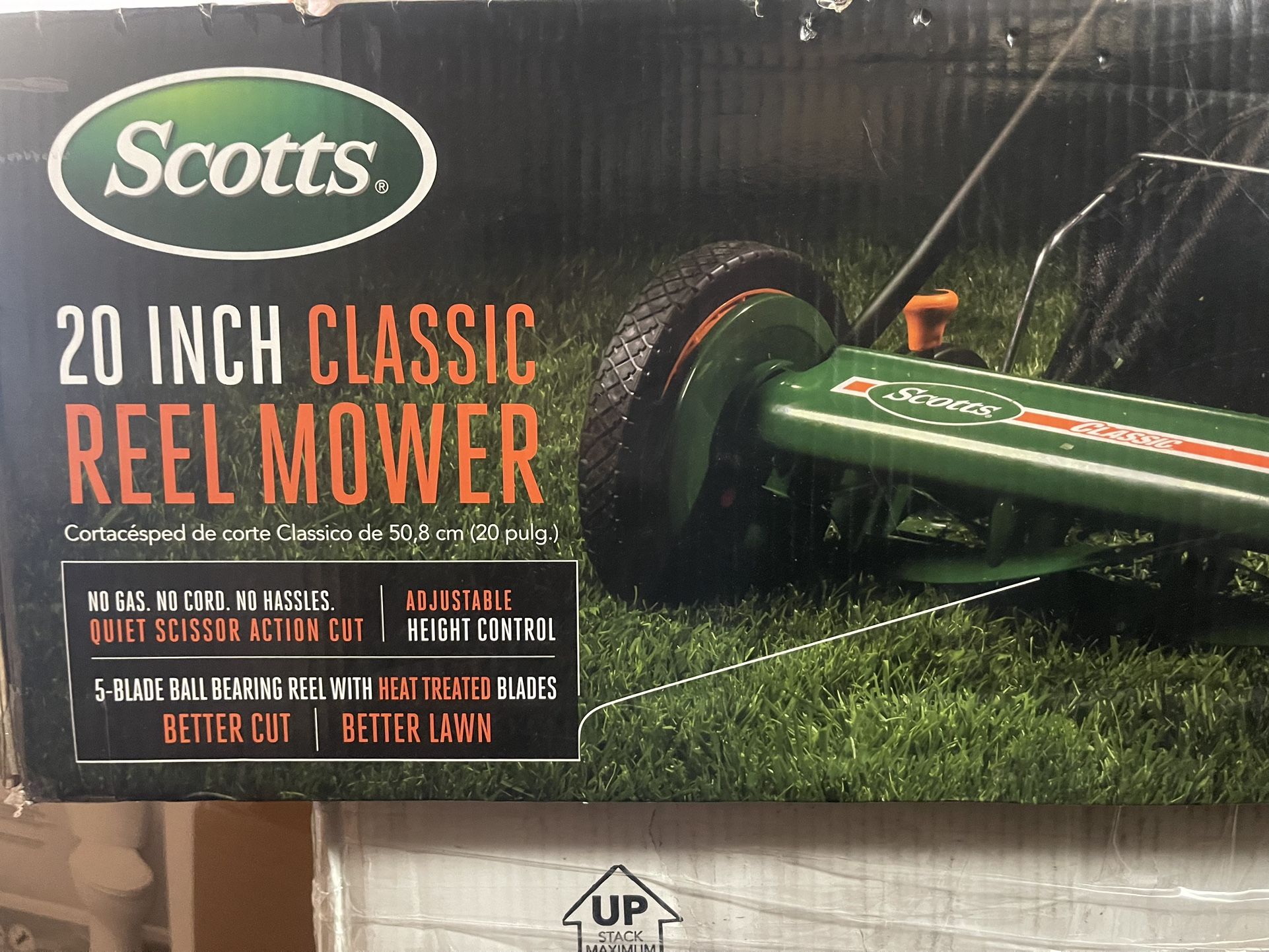 Scotts 20 in. Manual Walk Behind Reel Lawn Mower, Includes Grass Catcher