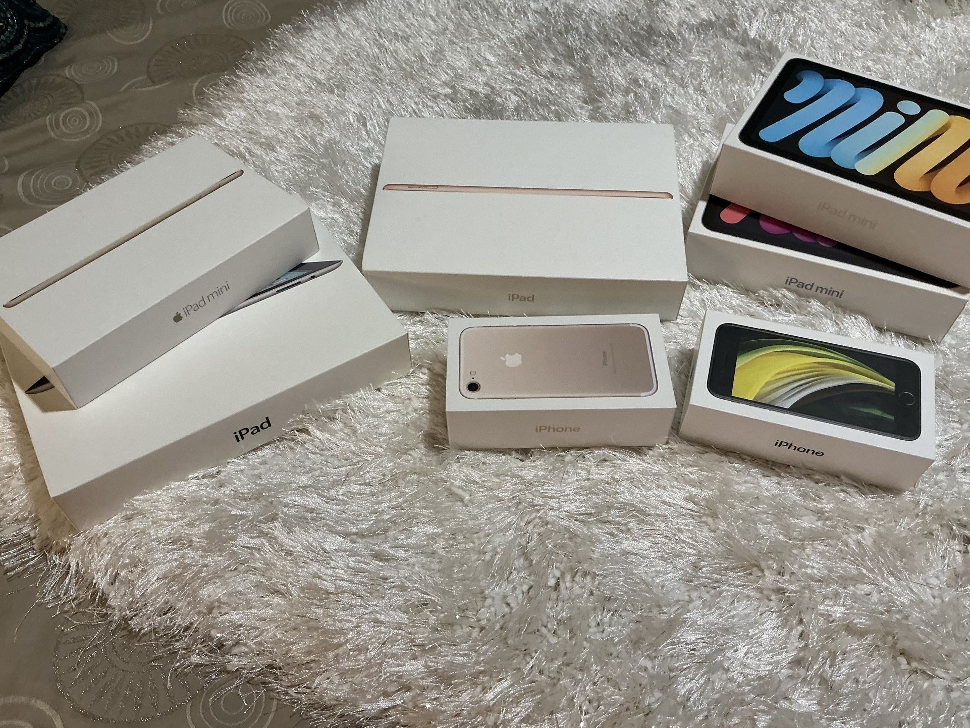 Apple iPad Box Only $5 Each, Apple iPhone Box Only $5 Each