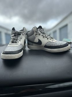 Nike Courtside Size 7