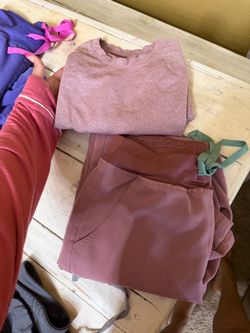 Figs scrubs mauve small