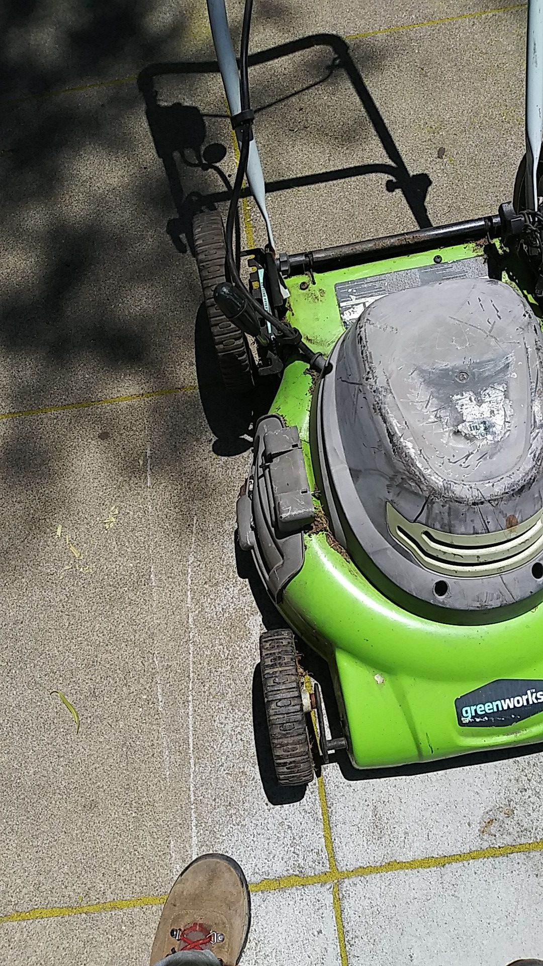 Electric Green works Lawn mower