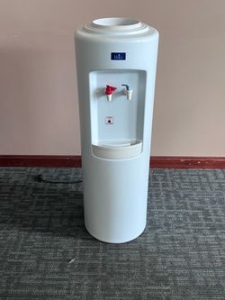 Brio water dispenser