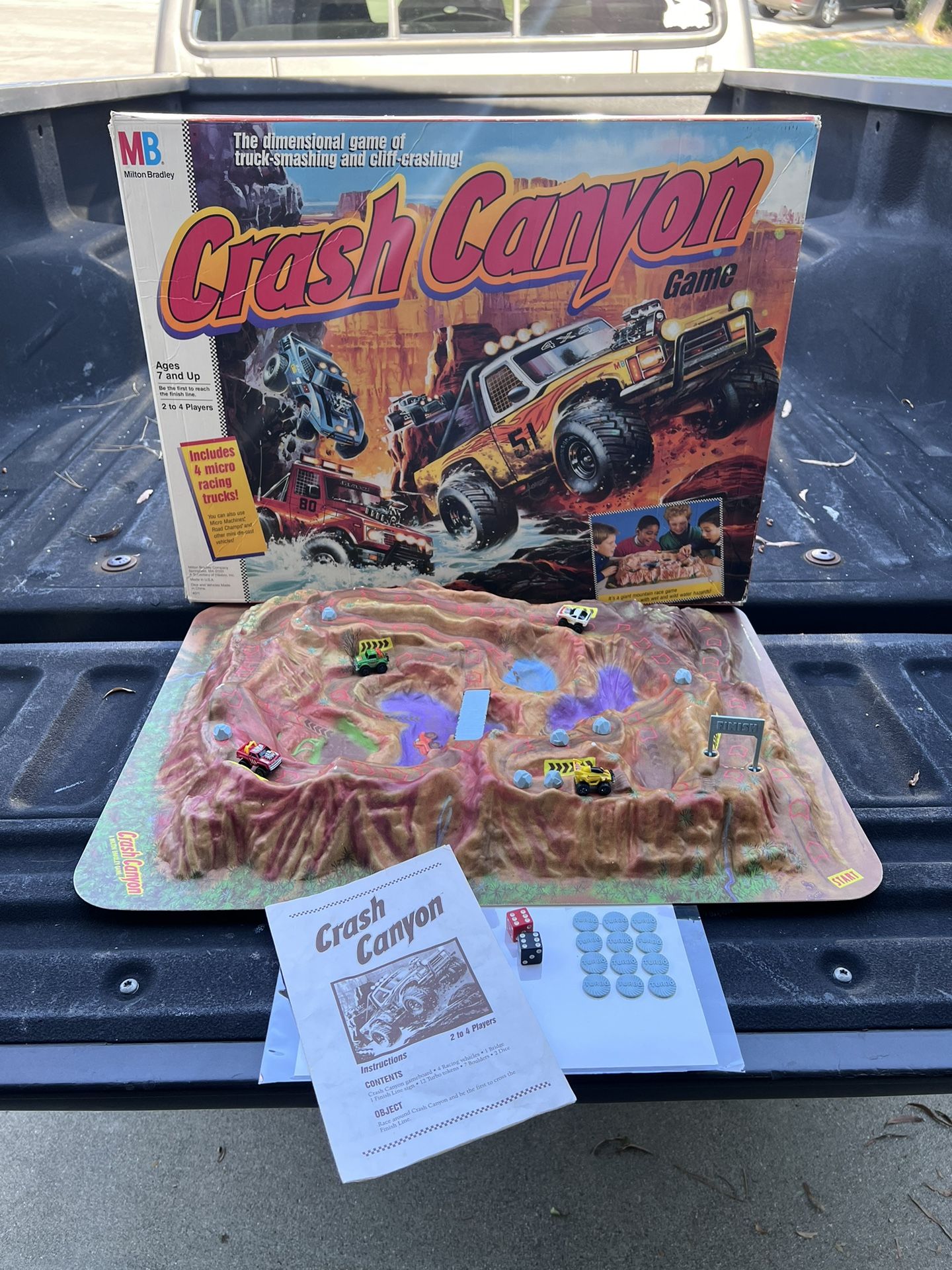 Vintage Crash Canyon Board Game Milton Bradley 1989