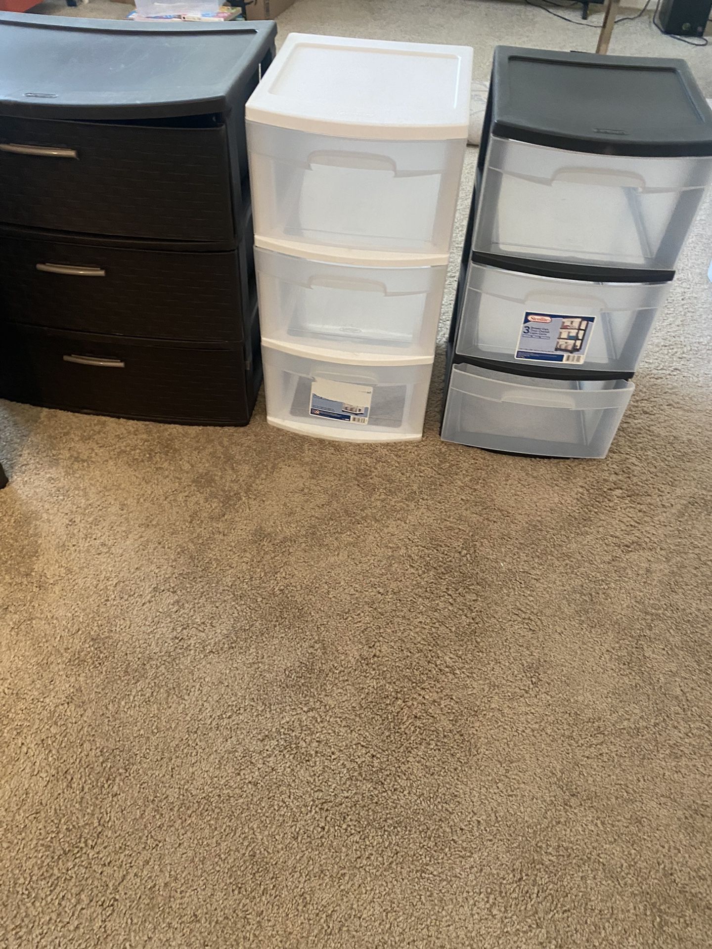 4  Drawers For $40