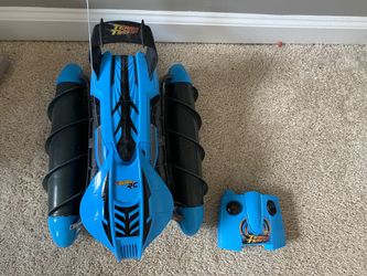 Hot wheel RC terrain twister