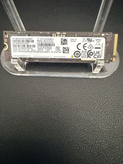 Samsung PM9A1 512GB NVMe M.2 SSD Gen4x4