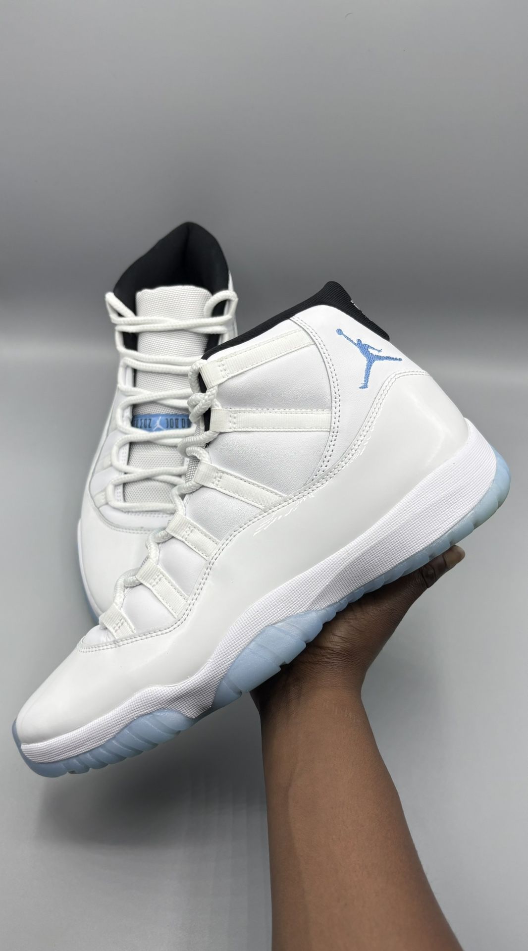 Jordan 11 Retro Legend Blue (Sz 11)