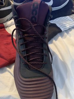 Nike lunar boots size 10