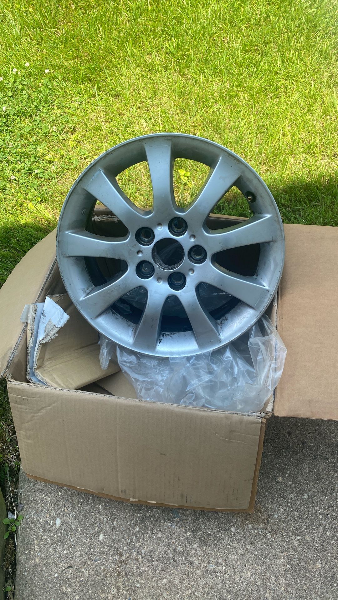 4 16” Lexus Rims