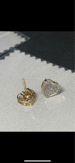 10k gold diamond earrings